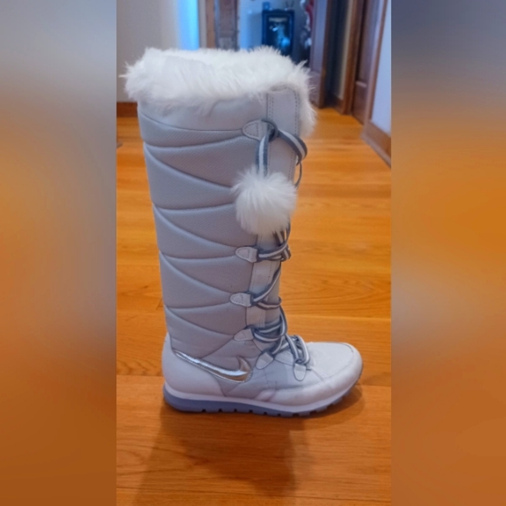 Nike boots
